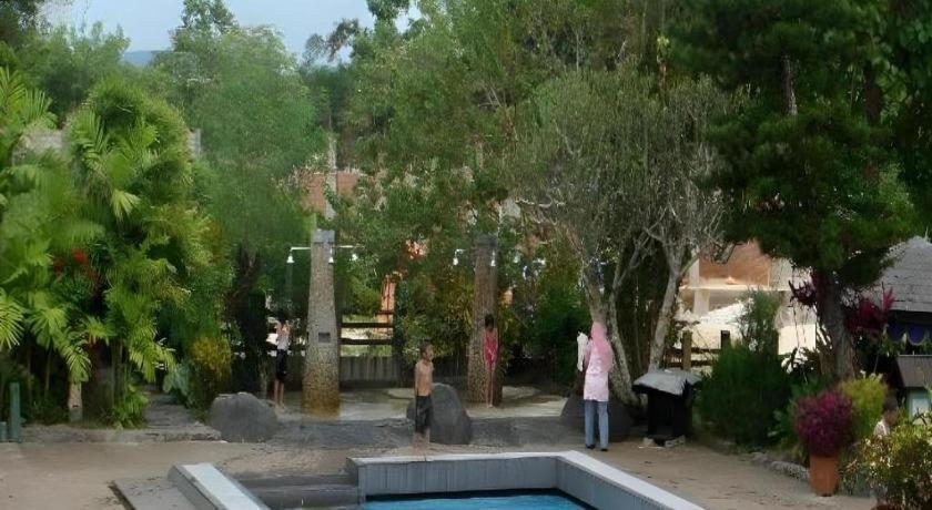 Wonua Monapa Hotel Resort Kendari Exterior foto